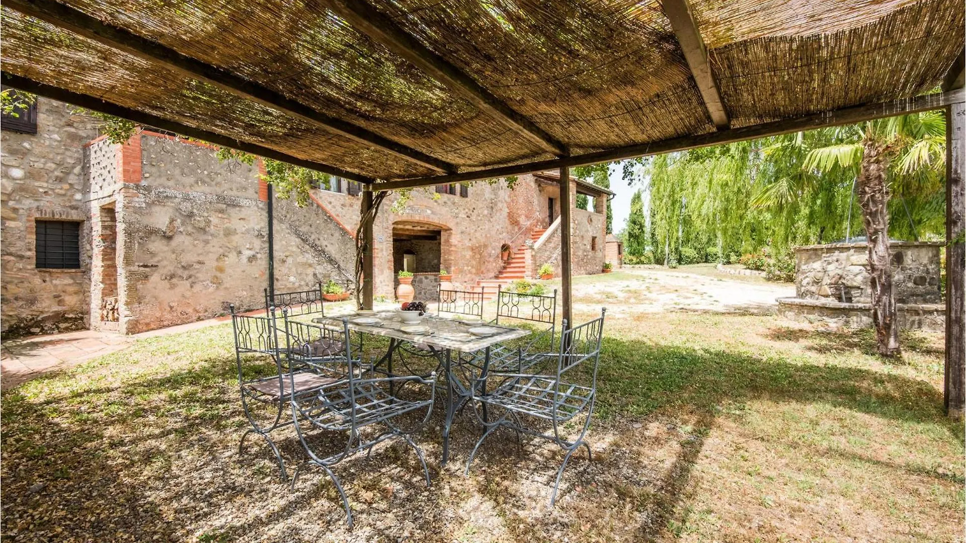 Materno 1 Daire Radicondoli